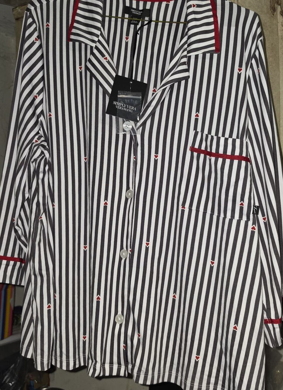 Simply Vera Wang XXL Pajama Top Grey Stripe NWT small hearts breast pocket LS